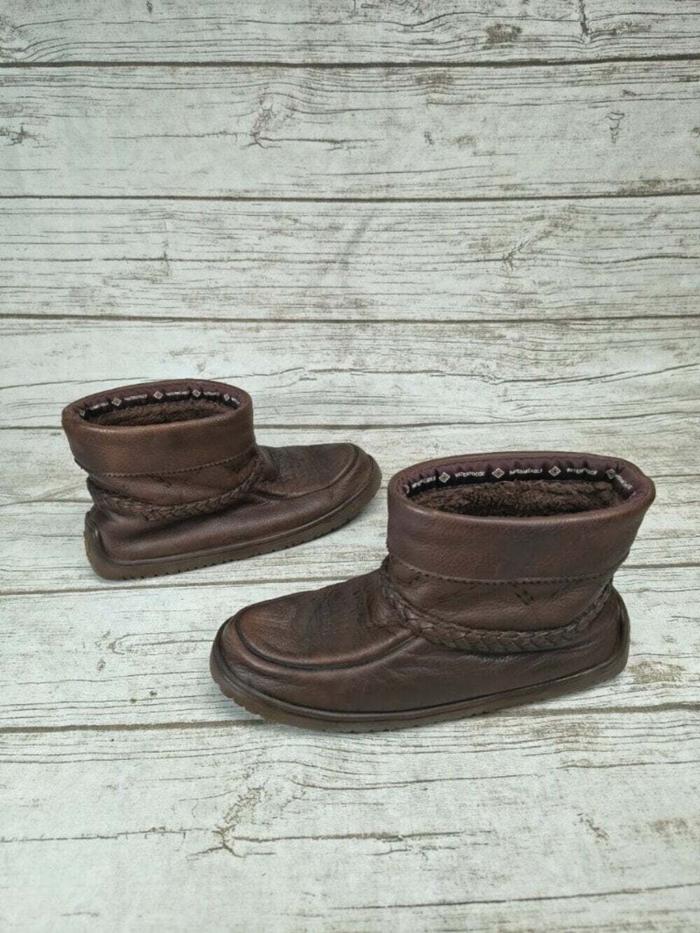 Manitobah Mukluks Brown Waterproof Leather Ankle Boots Women’s 8 Men’s 6 - Picture 7 of 8